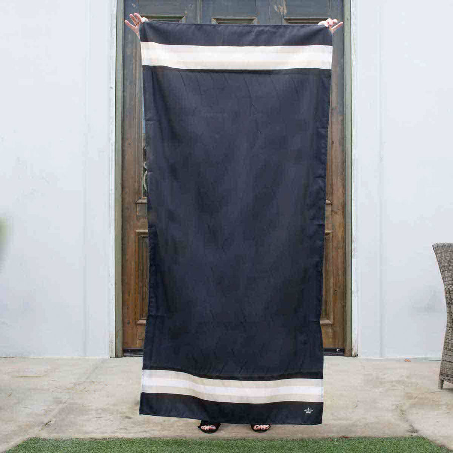 Curacao Beach Towel   Black/Shell   34x70